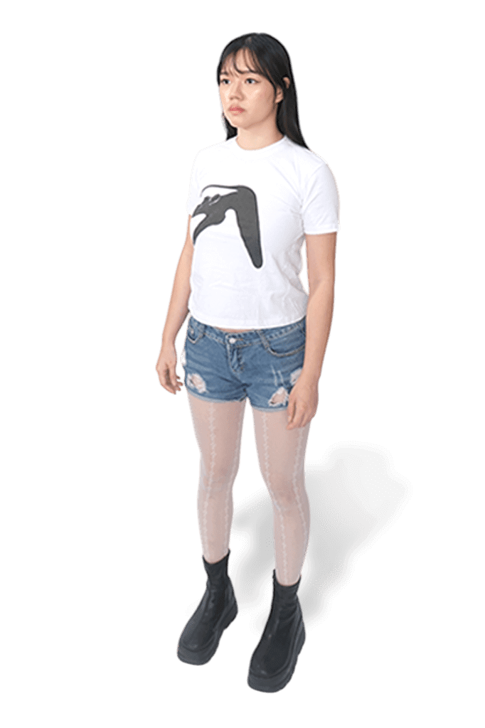 Model wearing Product